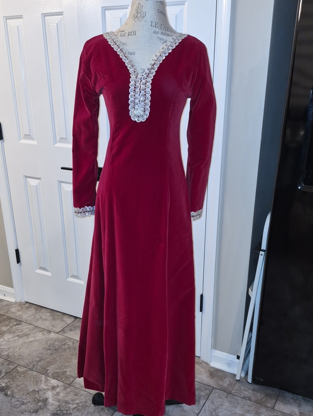 VINTAGE REAL SOFT VELVET EMBELLISHED MAXI DRESS NO TAG
